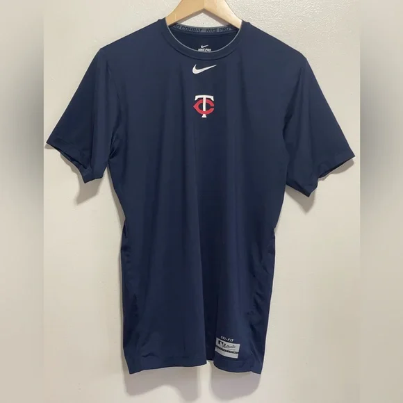 Nike Minnesota Twins Pro Combat Logo Tee - Picture 1 of 5